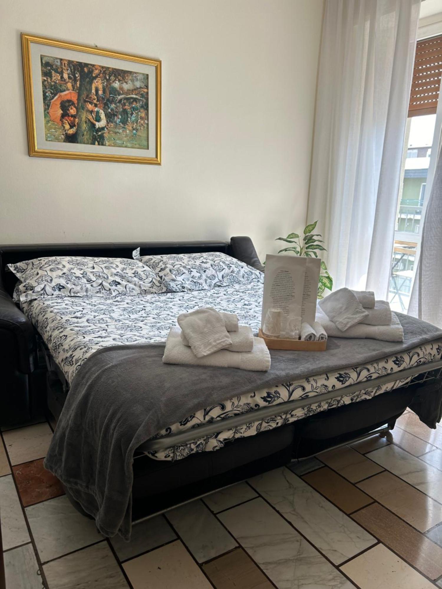 Casa Valentina Lägenhet San Donato Milanese Exteriör bild
